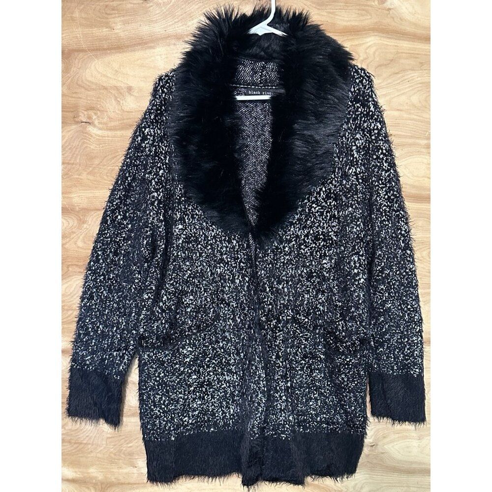 black rivet womans large faux fur cardigan Fuzzy jacket coat